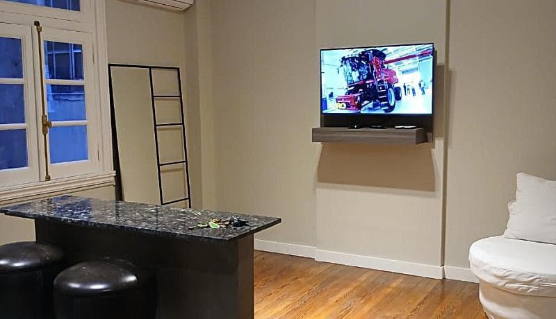 Tucuman 800, CF Floor, For Sale, 2-room apartment in San Nicolás, Renovated!