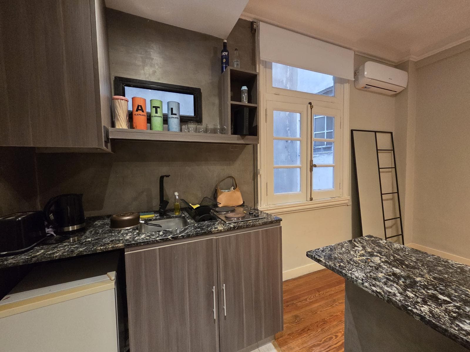 Tucuman 800, CF Floor, For Sale, 2-room apartment in San Nicolás, Renovated!