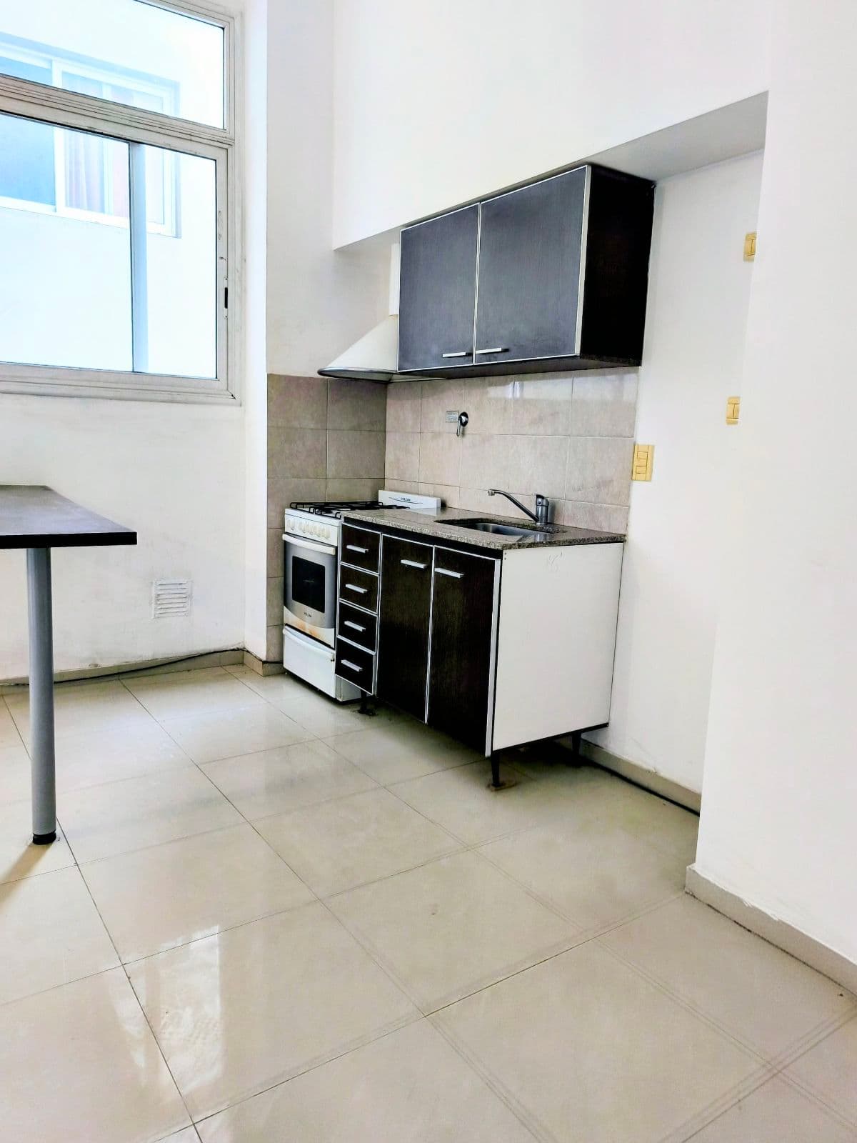 Studio apartment for sale—a great opportunity! Ideal for investors or as a first home. Eligible for a new mortgage.