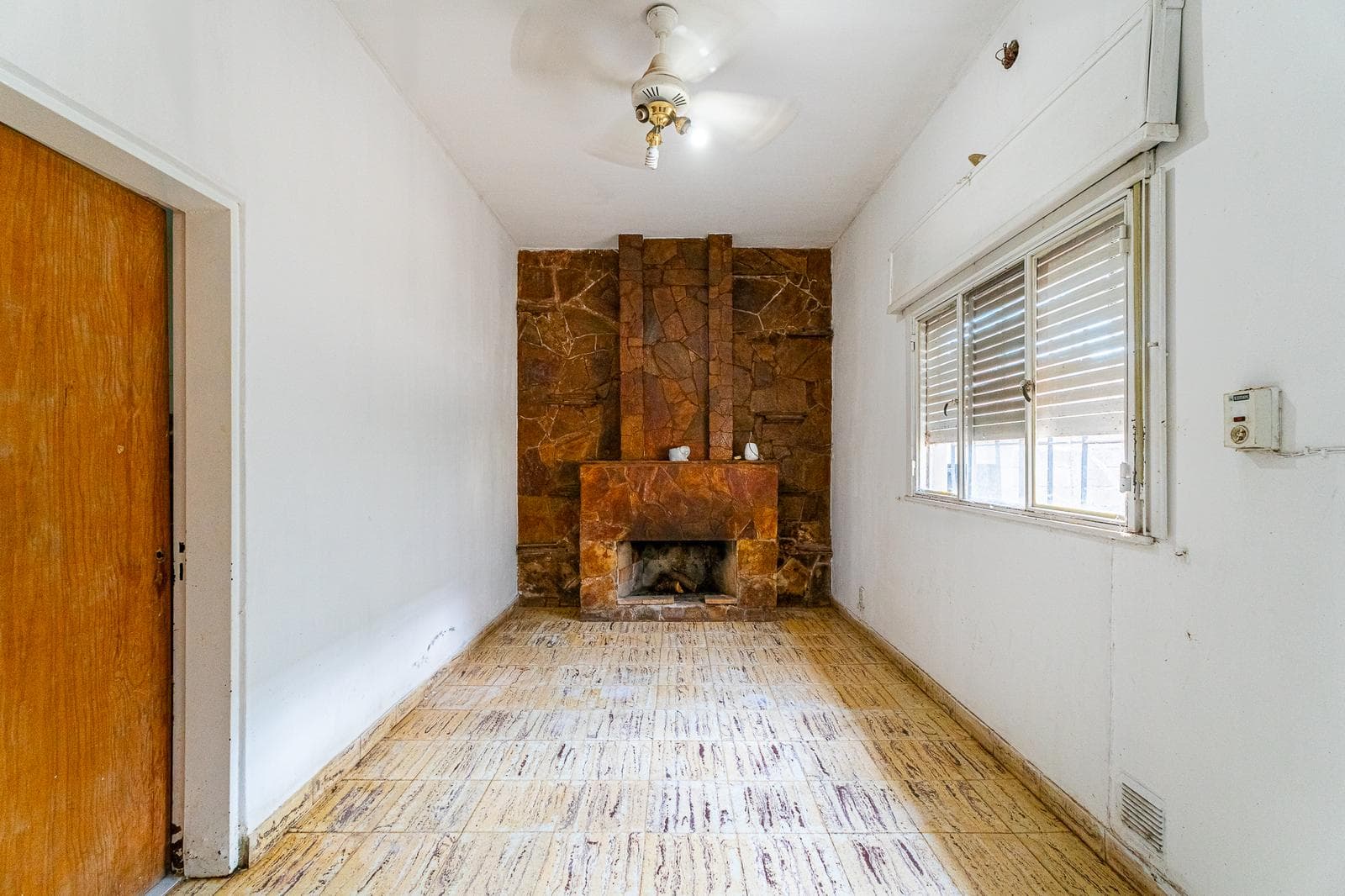 FOR SALE | TRADE - 2-bedroom house with garage and yard - Granadero Baigorria.