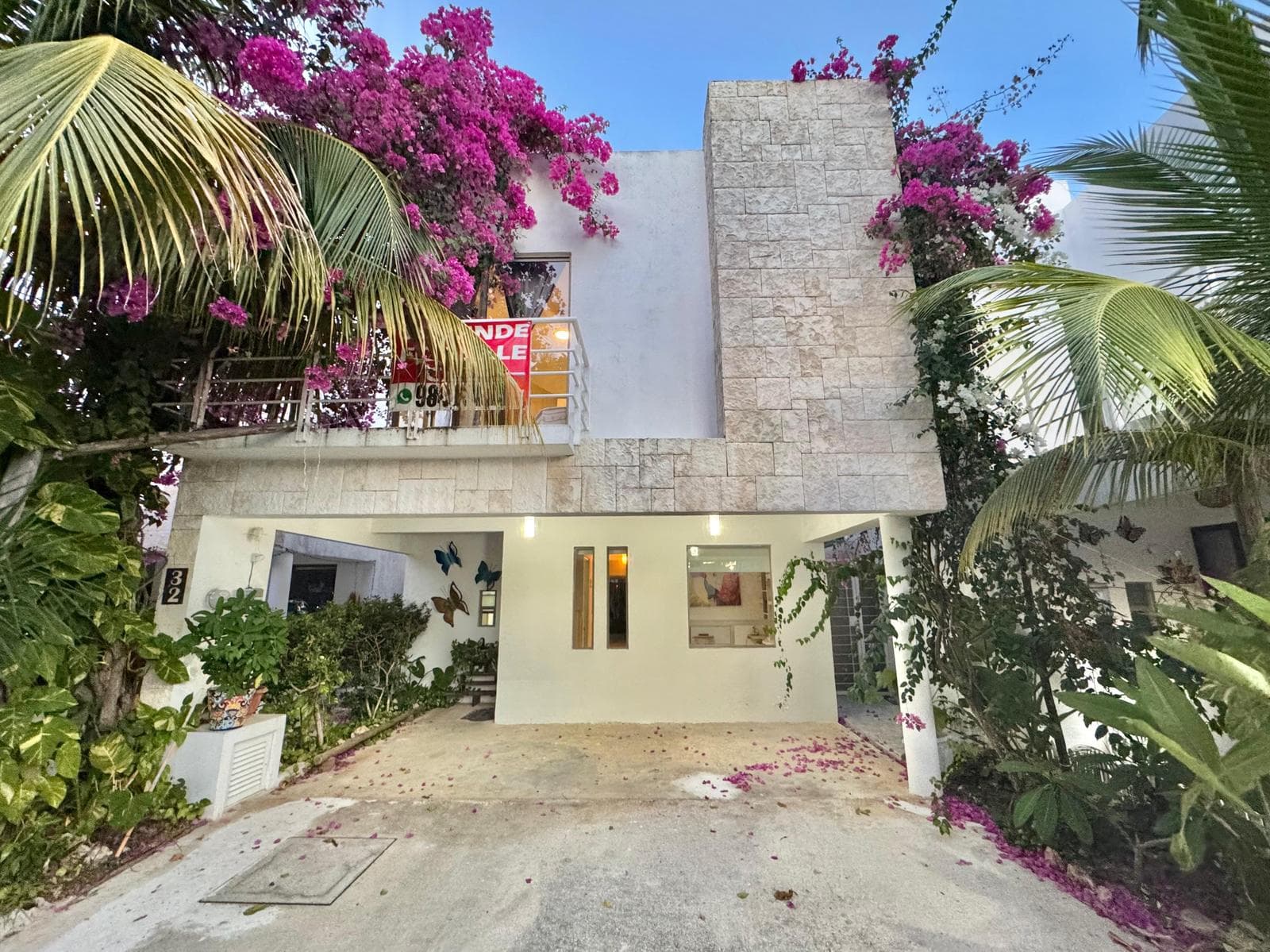 4-BEDROOM HOUSE WITH FURNITURE, 12 MINUTES FROM THE BEACH