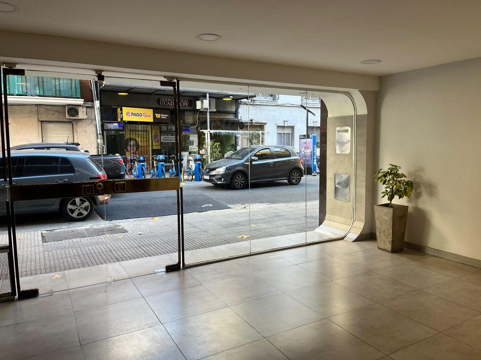 2-bedroom apartment for sale in Palermo—the only one with plenty of natural light and a renovated interior