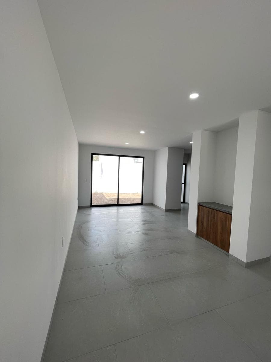Casa en Mayorazgo con 3 recámaras, la principal con baño y vestidor