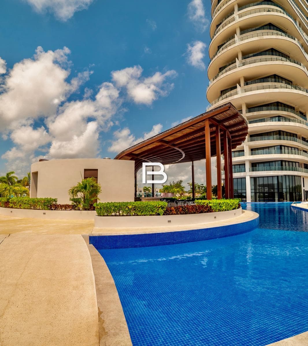 Brand-New Apartment for Rent in Central Park Cancun