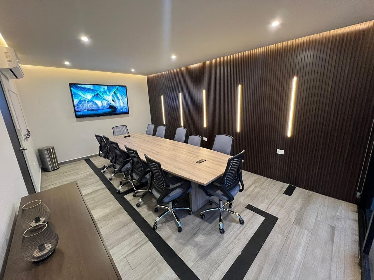FURNISHED OFFICE FOR RENT