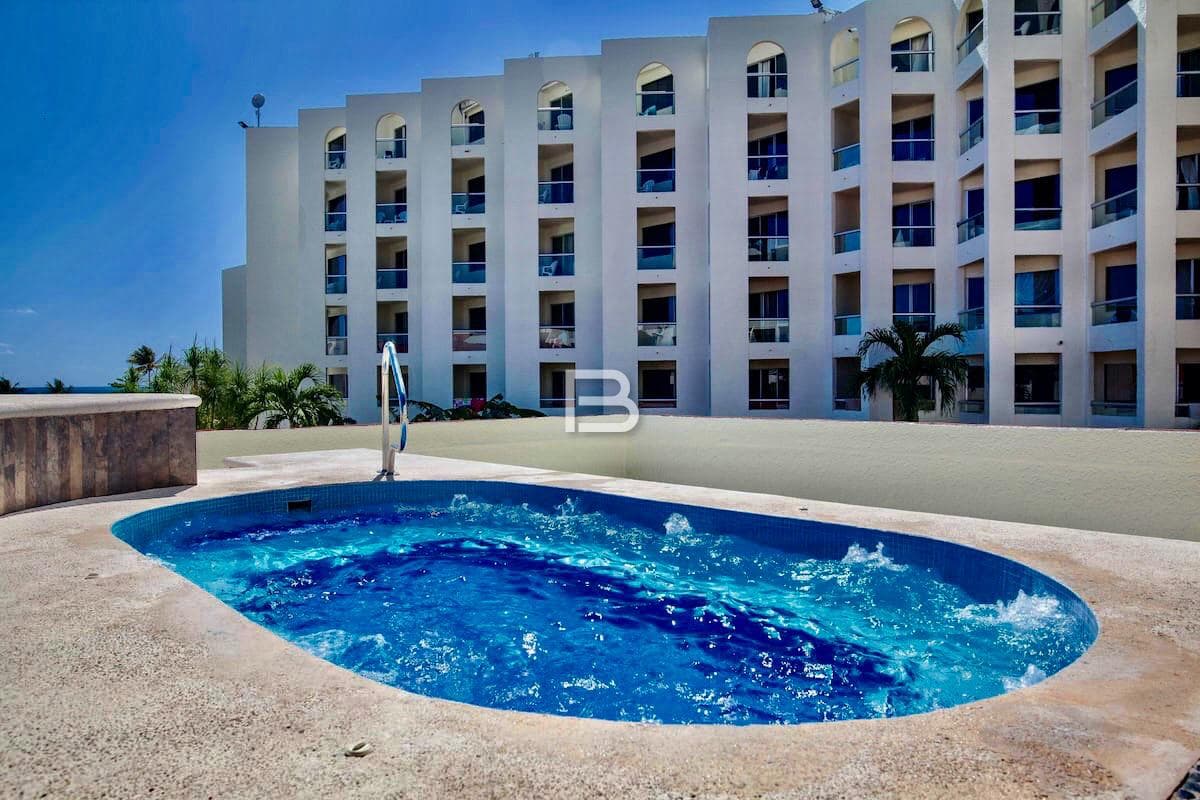 Oceanfront Condo in Cancún's Hotel Zone for Sale