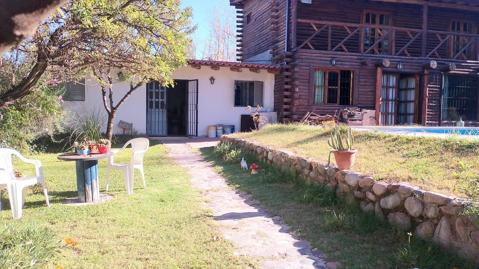 House with a Pool in Vistalba