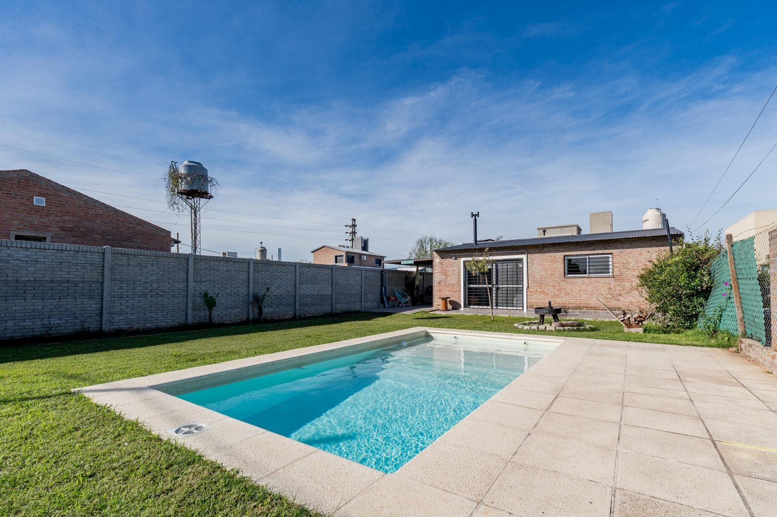 FOR SALE | TRADE - Loft with garden and pool. Tierras de Sueños II, Roldán - QUALIFIES FOR MORTGAGE.