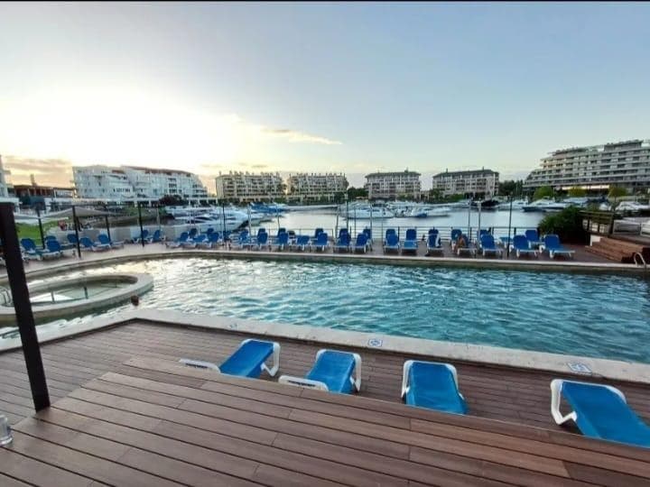 2-Bedroom Apartment in Bahia Grande