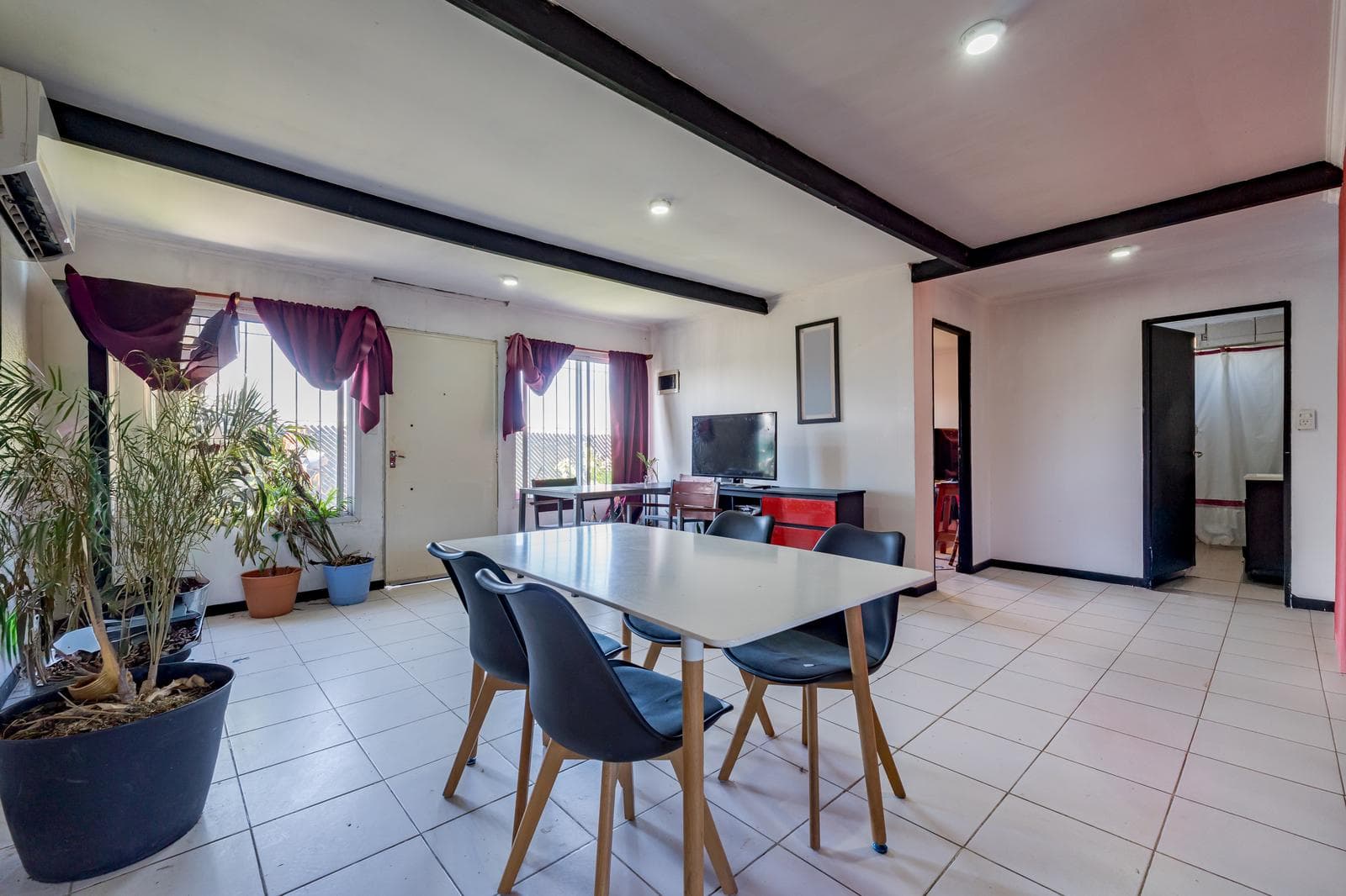 FOR SALE | TRADE - 3-bedroom house with pool and yard - Acequias del Aire, Roldán. QUALIFIES FOR A LOAN