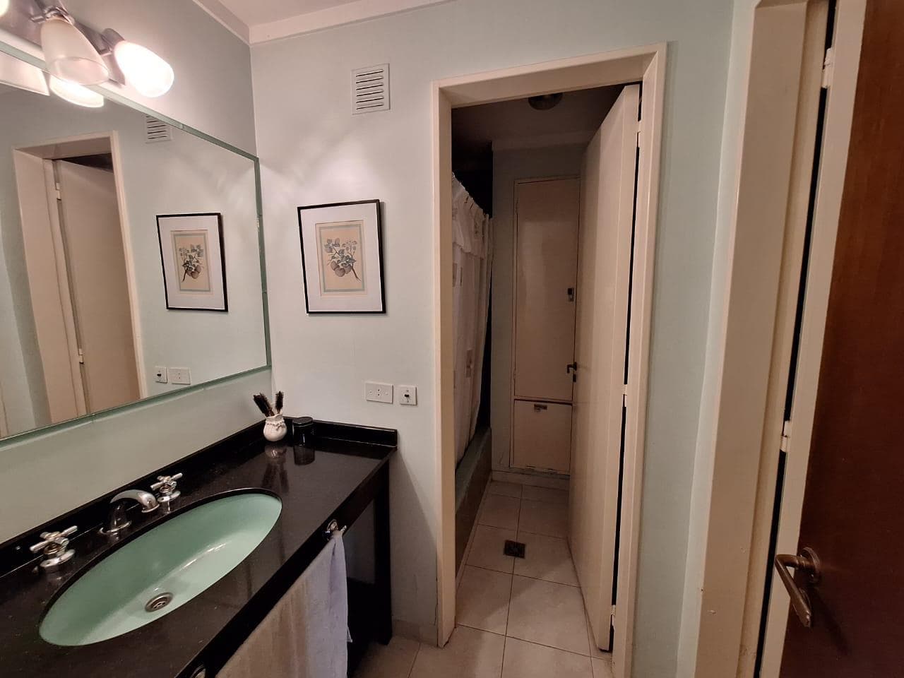 4-room apartment, 190 m², with garage, Av. Mitre, Avellaneda
