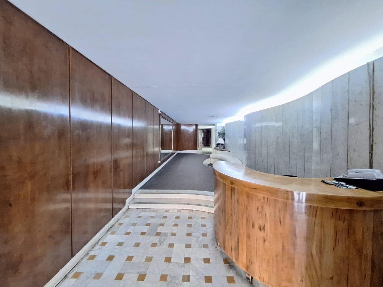 4-room apartment, 190 m², with garage, Av. Mitre, Avellaneda