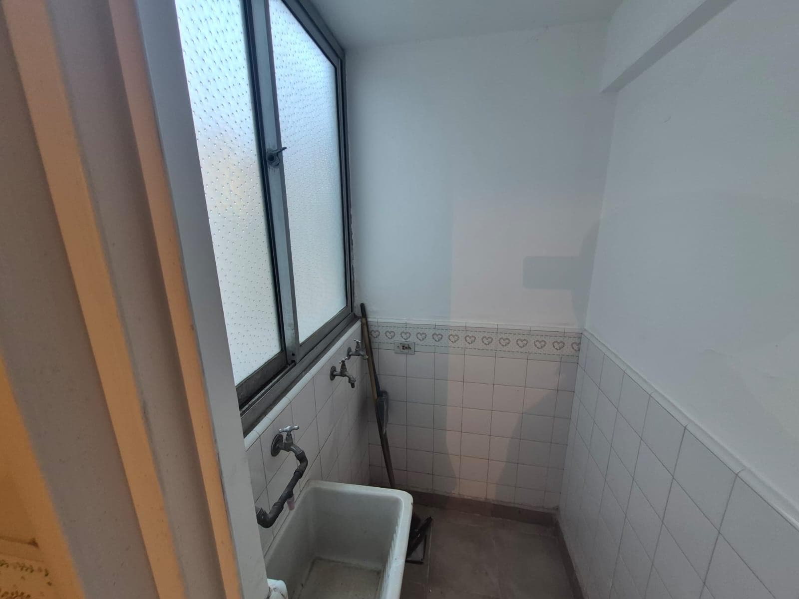 3-ROOM APARTMENT FOR SALE WITH BALCONY IN GALLI, AVELLANEDA