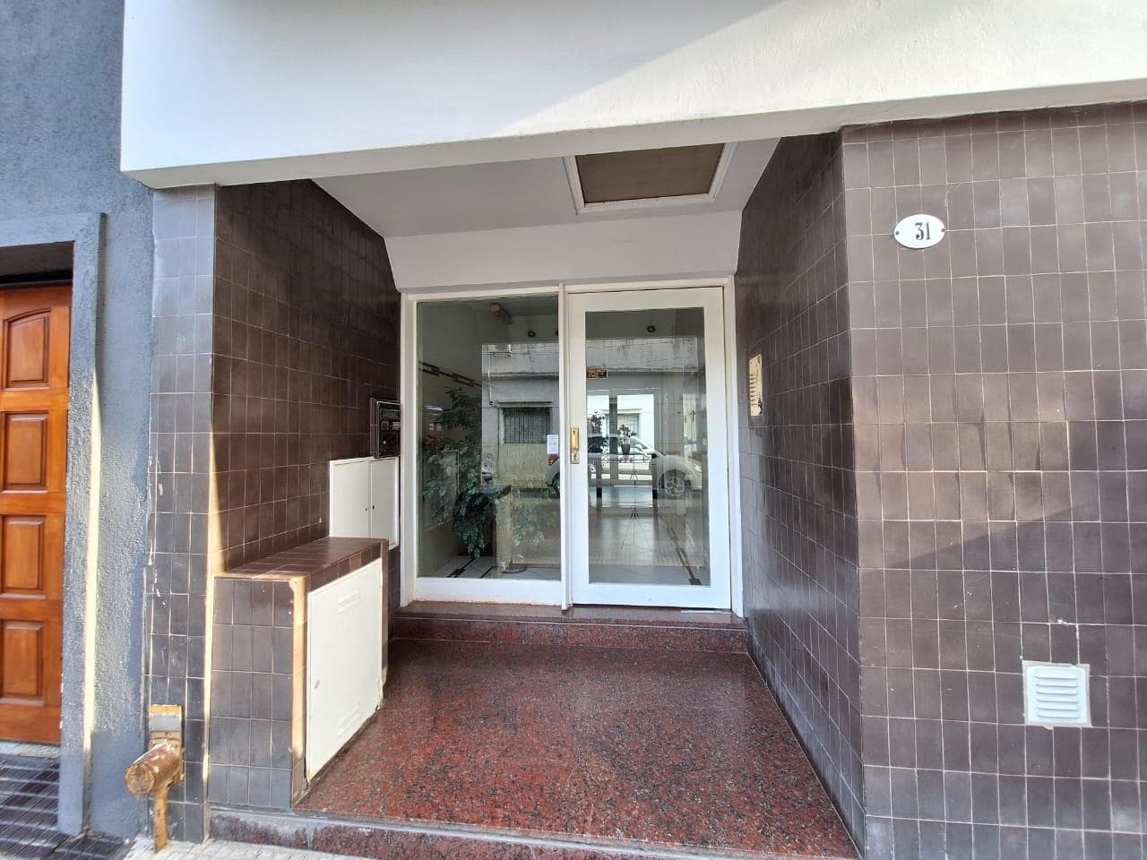 3-ROOM APARTMENT FOR SALE WITH BALCONY IN GALLI, AVELLANEDA