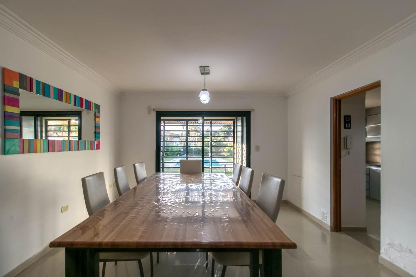 House for sale at 474 and 27, with 4 bedrooms, 200 m² of living space, and a total lot size of 380 m².