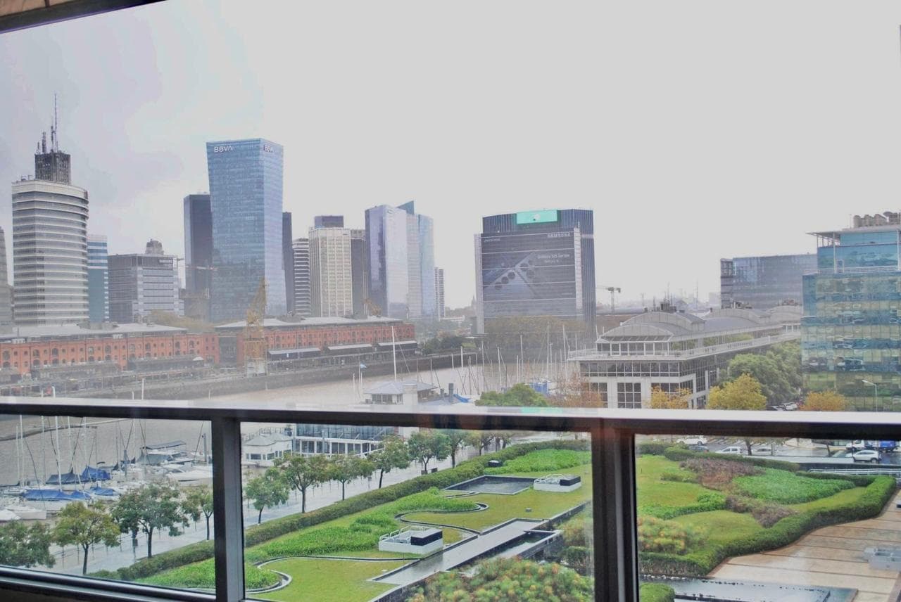 Apartment in the Madero Center Building with a terrace-style balcony - AMENITIES and 3 ASSIGNED PARKING SPACES - 24-HOUR SECURITY