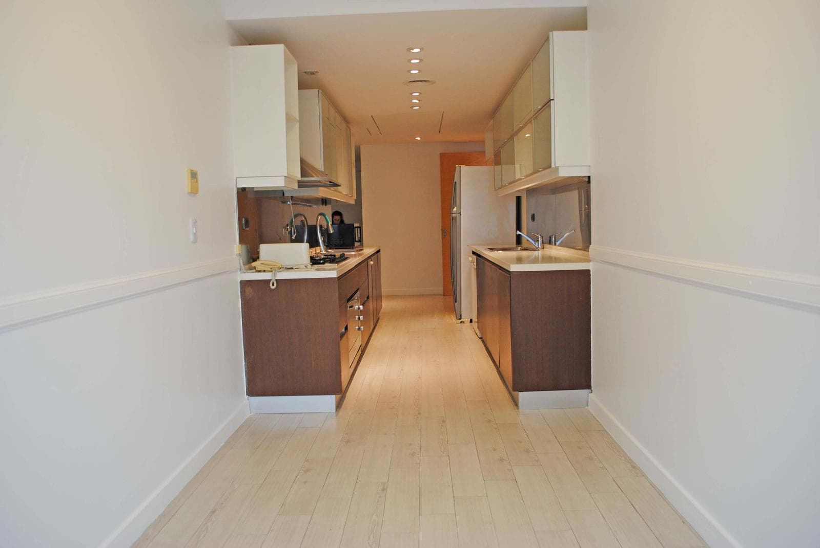 Piso en Edificio Madero Center con balcón aterrazado - AMENITIES y 3 COCHERAS FIJAS - SEG 24HS