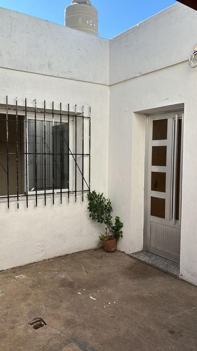House in Granadero Baigorria
