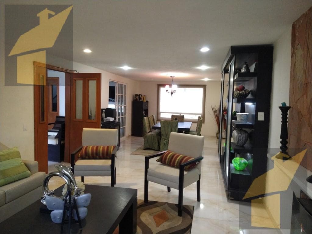 House for Sale in San Miguel Zacango, Toluca