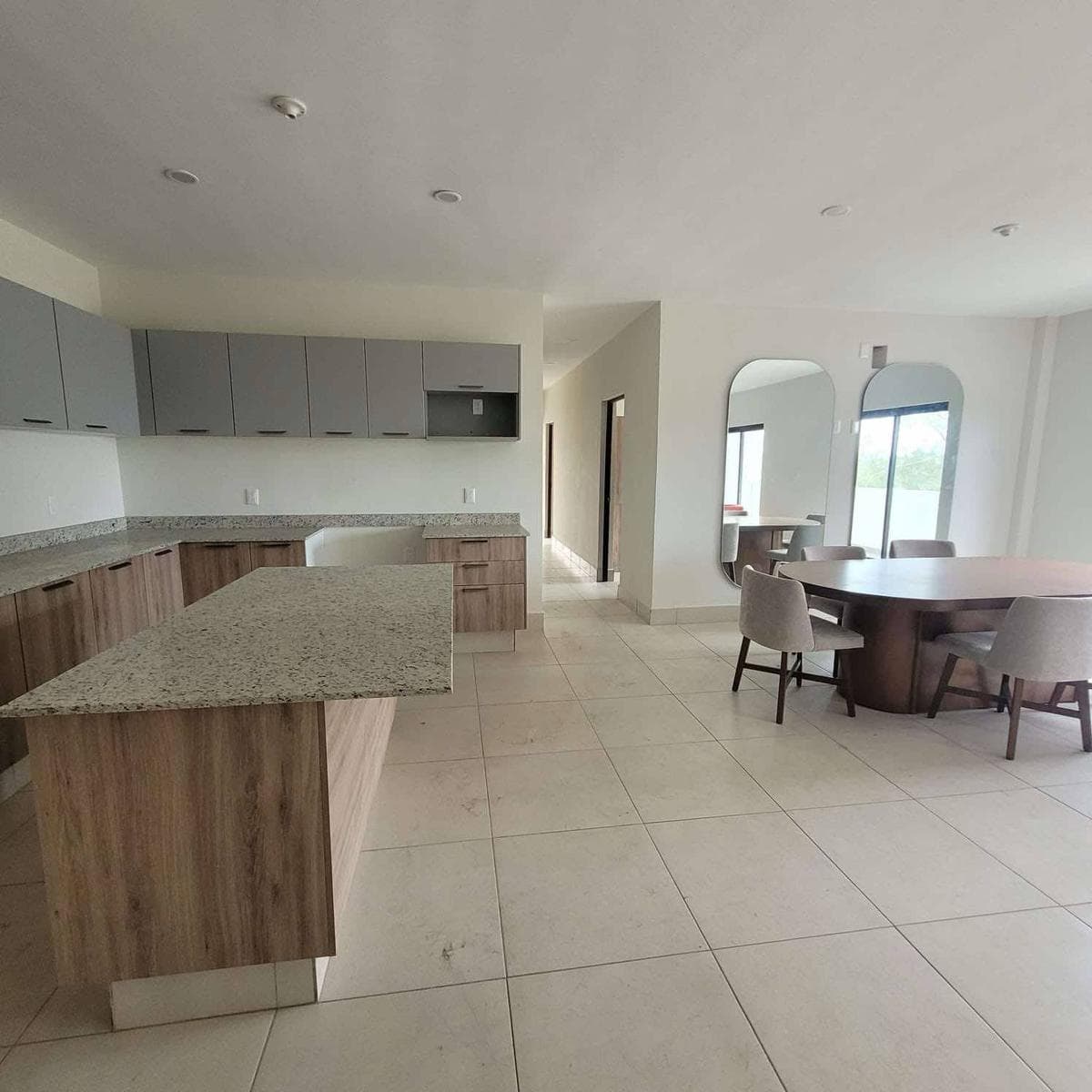 Apartment for Sale in Torre Marita