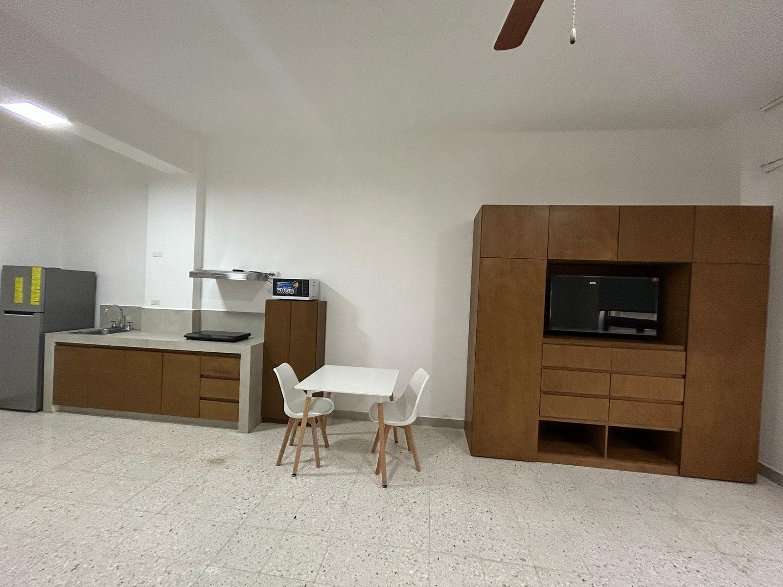 LOFT-STYLE APARTMENT FOR RENT AT TORRE REGINA SUITES IN DOWNTOWN MONTERREY