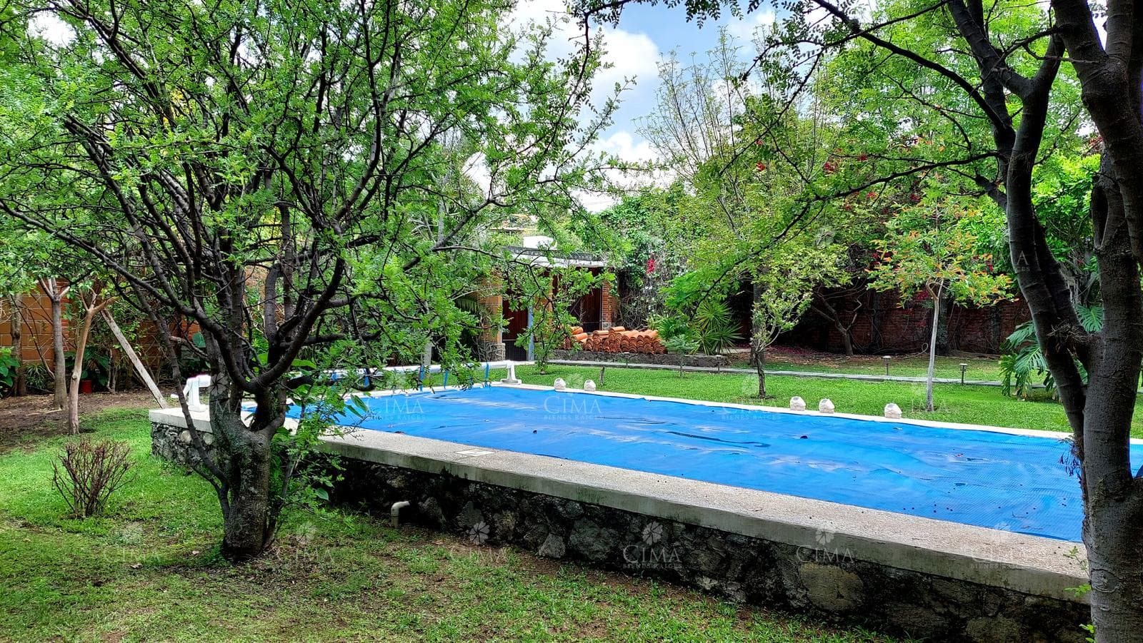 Venta casa en Fraccionamiento Lomas del Sol, Cuernavaca - V371