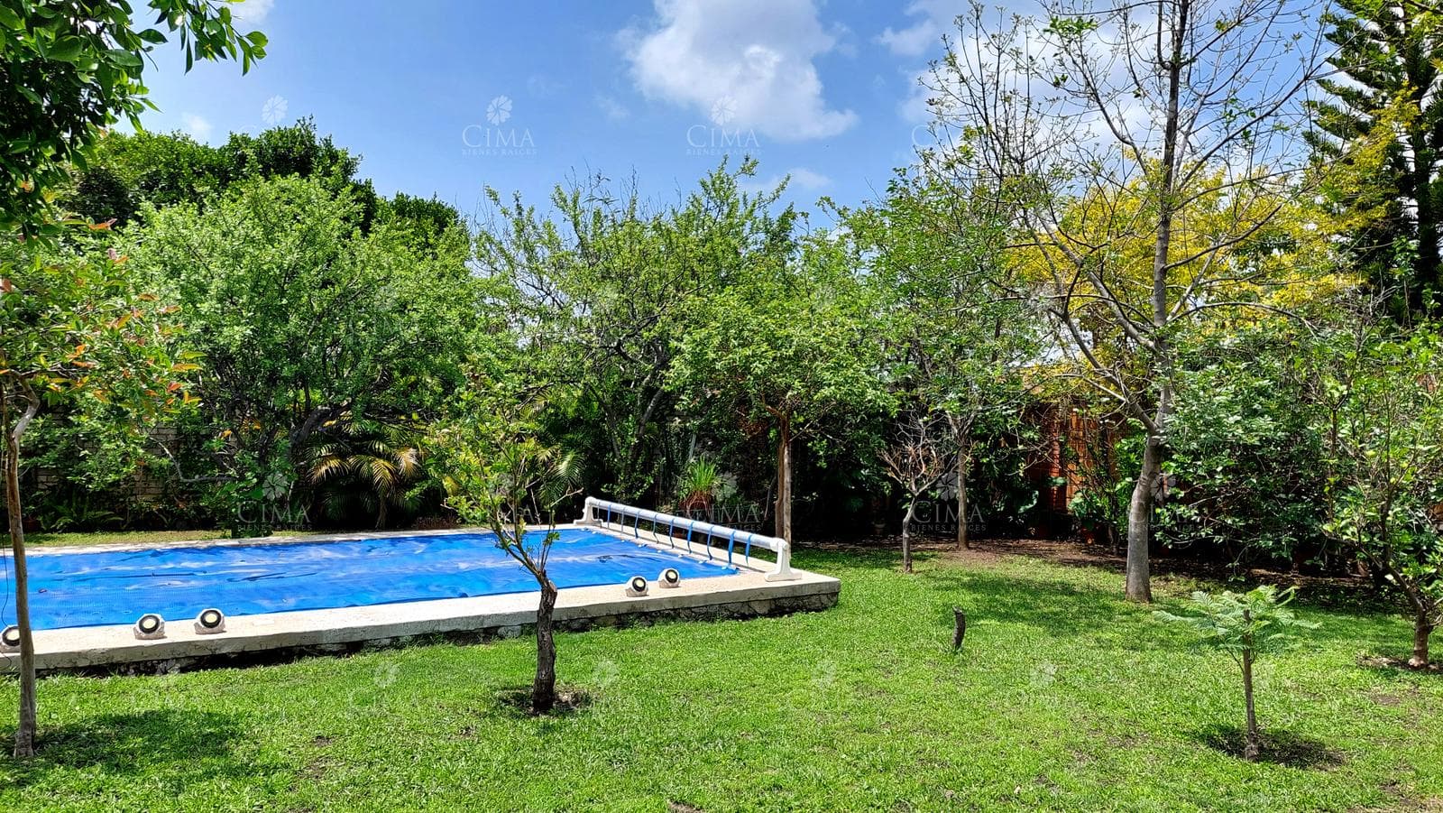Venta casa en Fraccionamiento Lomas del Sol, Cuernavaca - V371