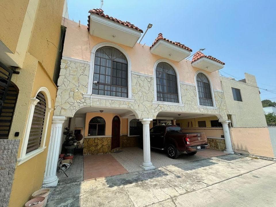 House for Sale in the Ampliación Unidad Nacional Neighborhood