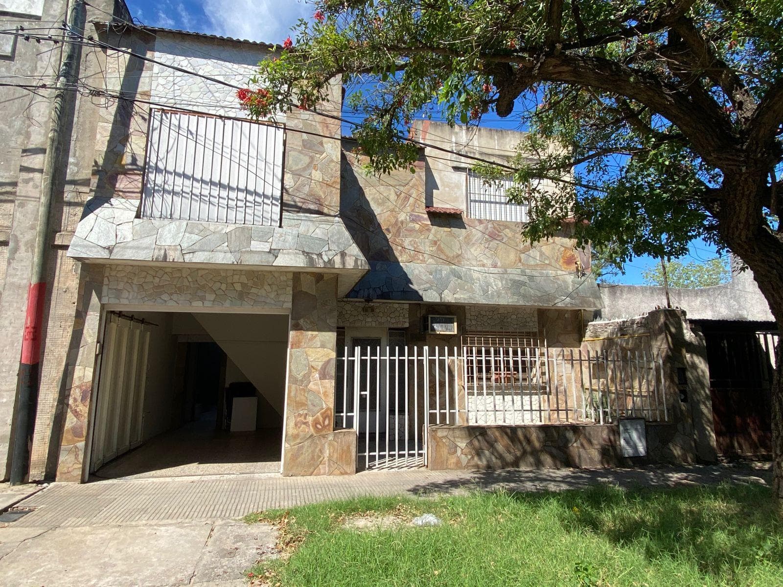 House for sale, 8 rooms, southern area, Dr. Rivas 2461