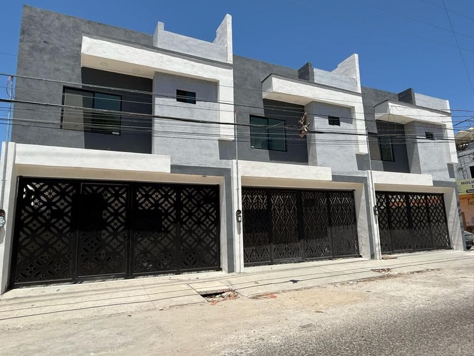 House for Sale in Col. Del Pueblo