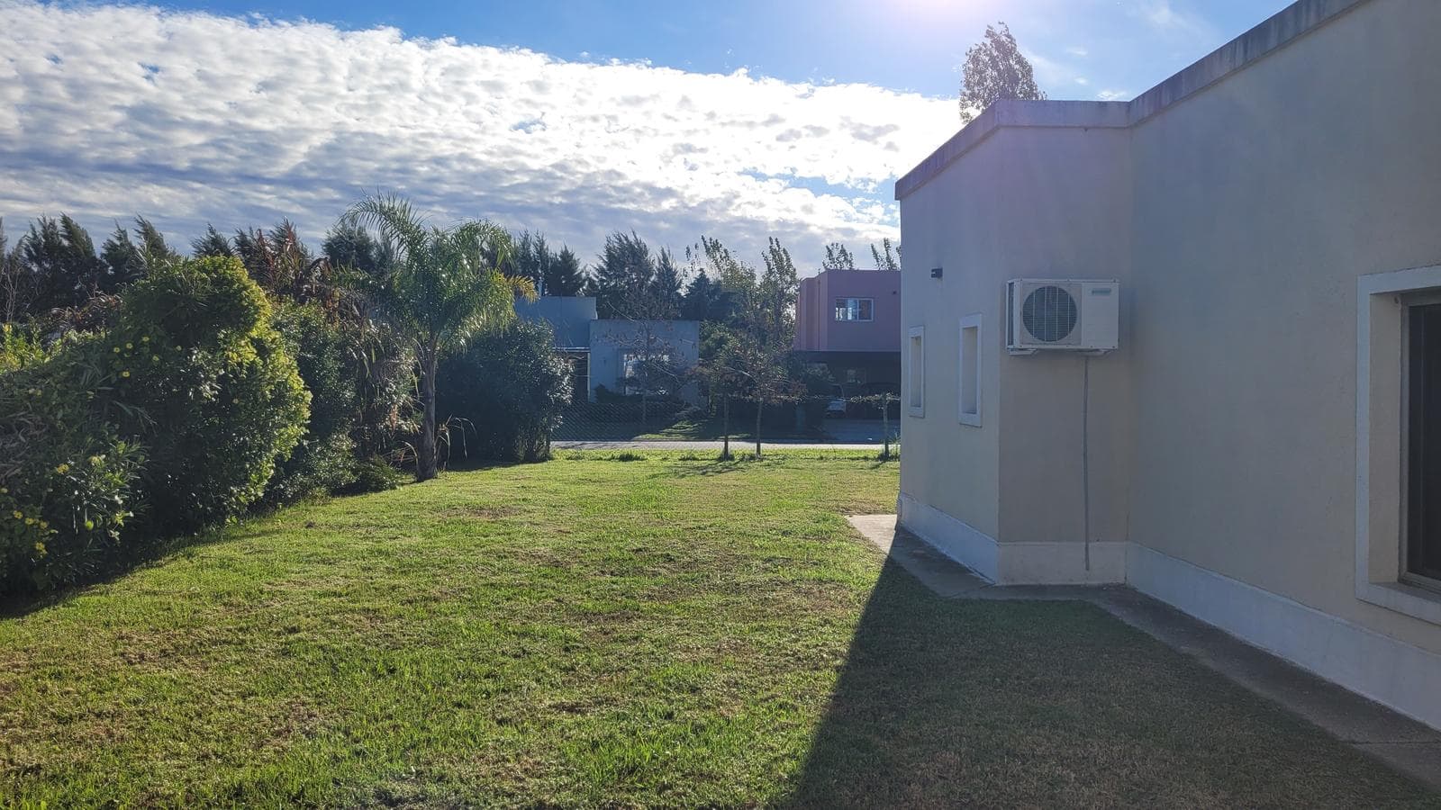 House for Sale - Interior Lot, San Francisco, Villanueva.
