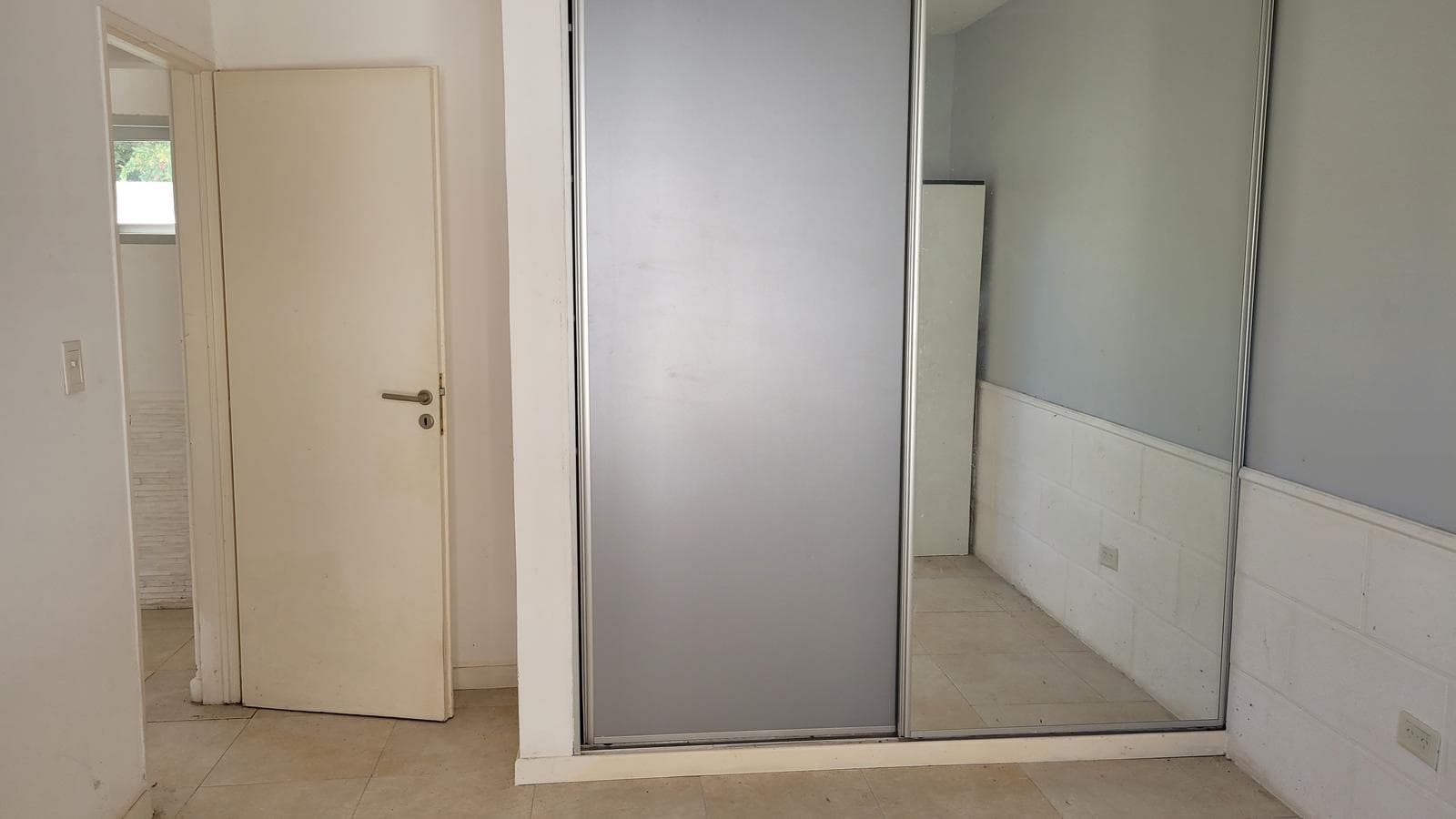 House for Sale - Interior Lot, San Francisco, Villanueva.