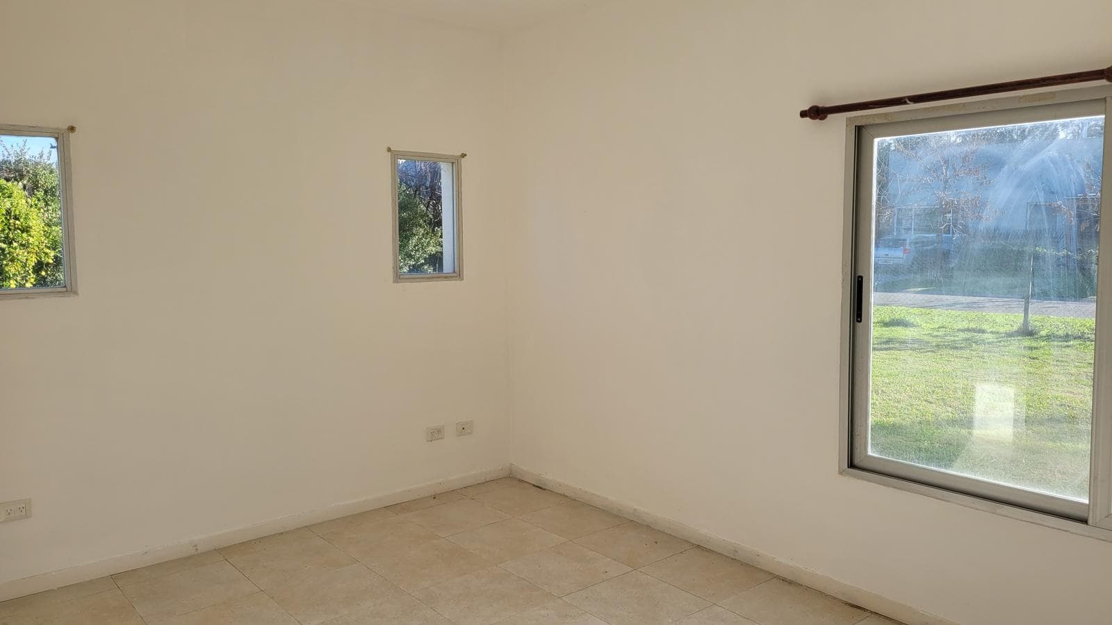 House for Sale - Interior Lot, San Francisco, Villanueva.