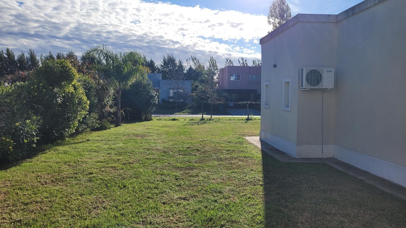 House for Sale - Interior Lot, San Francisco, Villanueva.