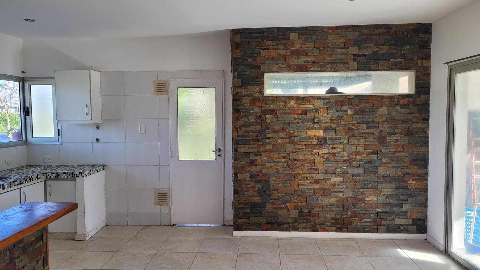 House for Sale - Interior Lot, San Francisco, Villanueva.