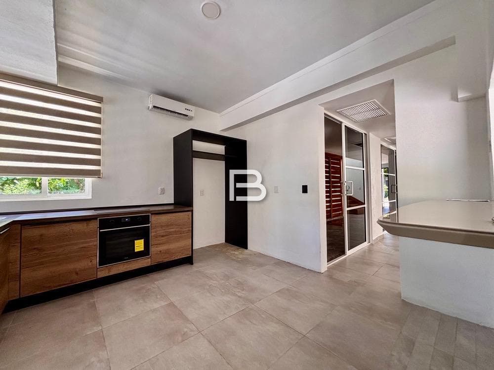 House for Rent in Isla Dorada