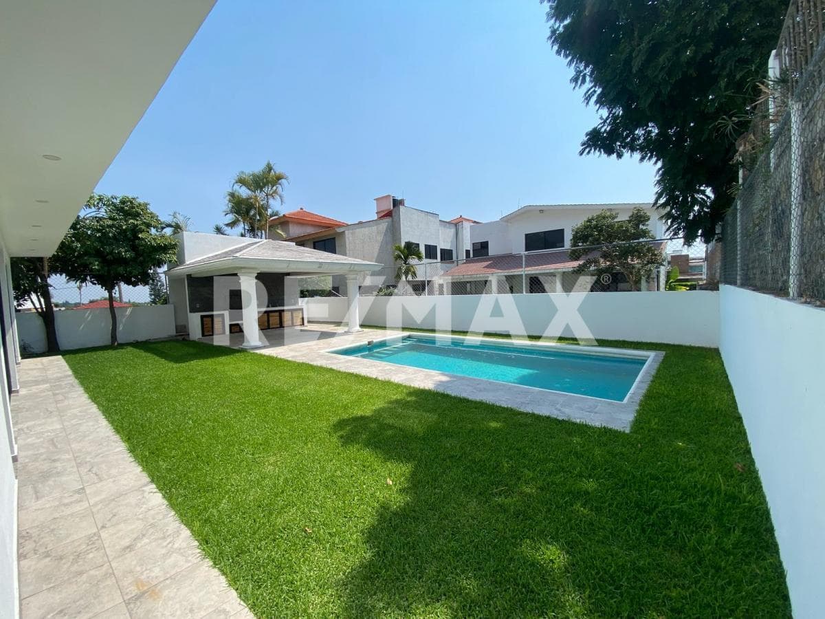 House for Sale in Morelos, Lomas de Cocoyoc