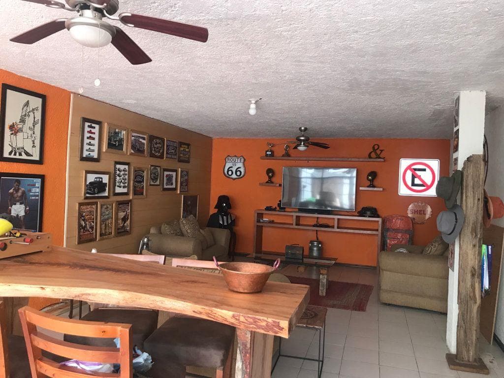 HOUSE FOR SALE IN CUMBRES