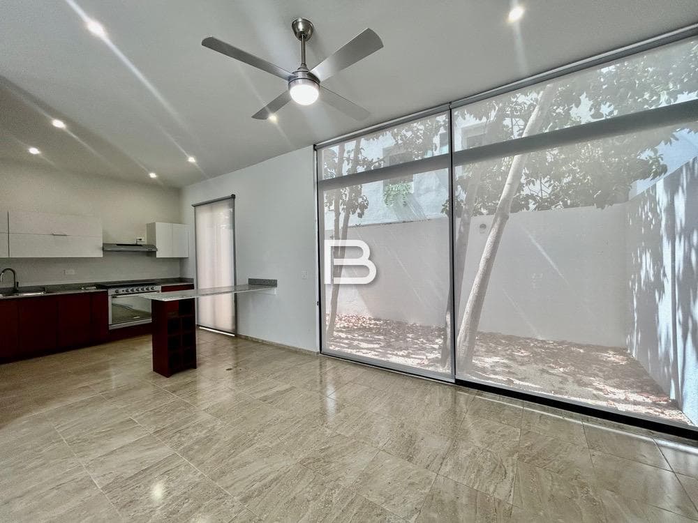 House for Rent in the Aqua Residential Complex