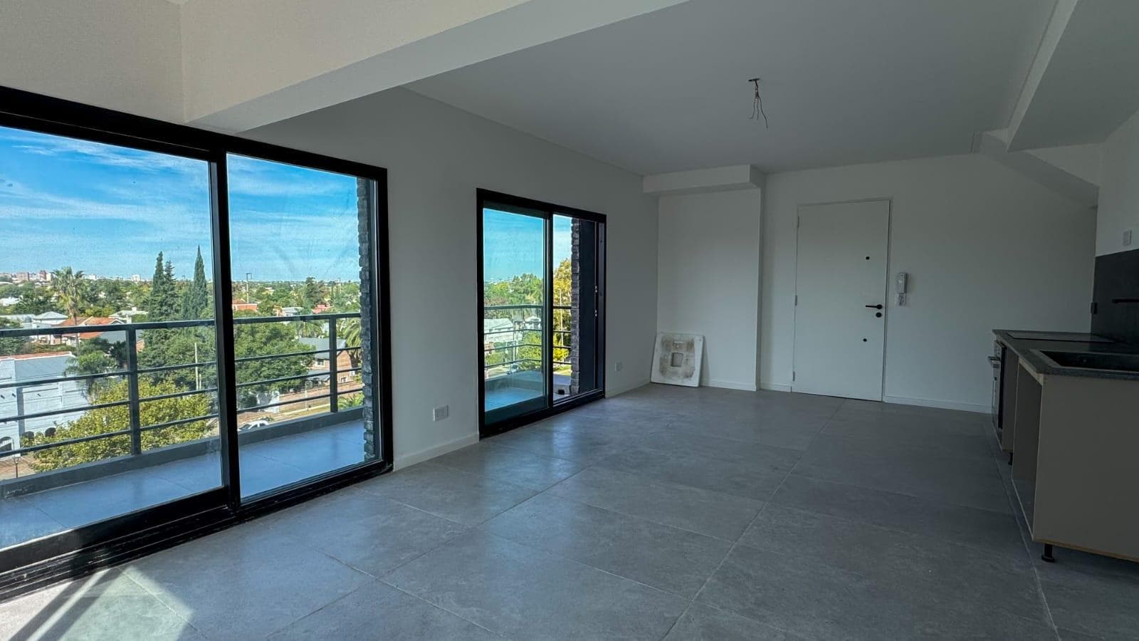 Triplex for Sale in de Pozo - Brand New - Tigre