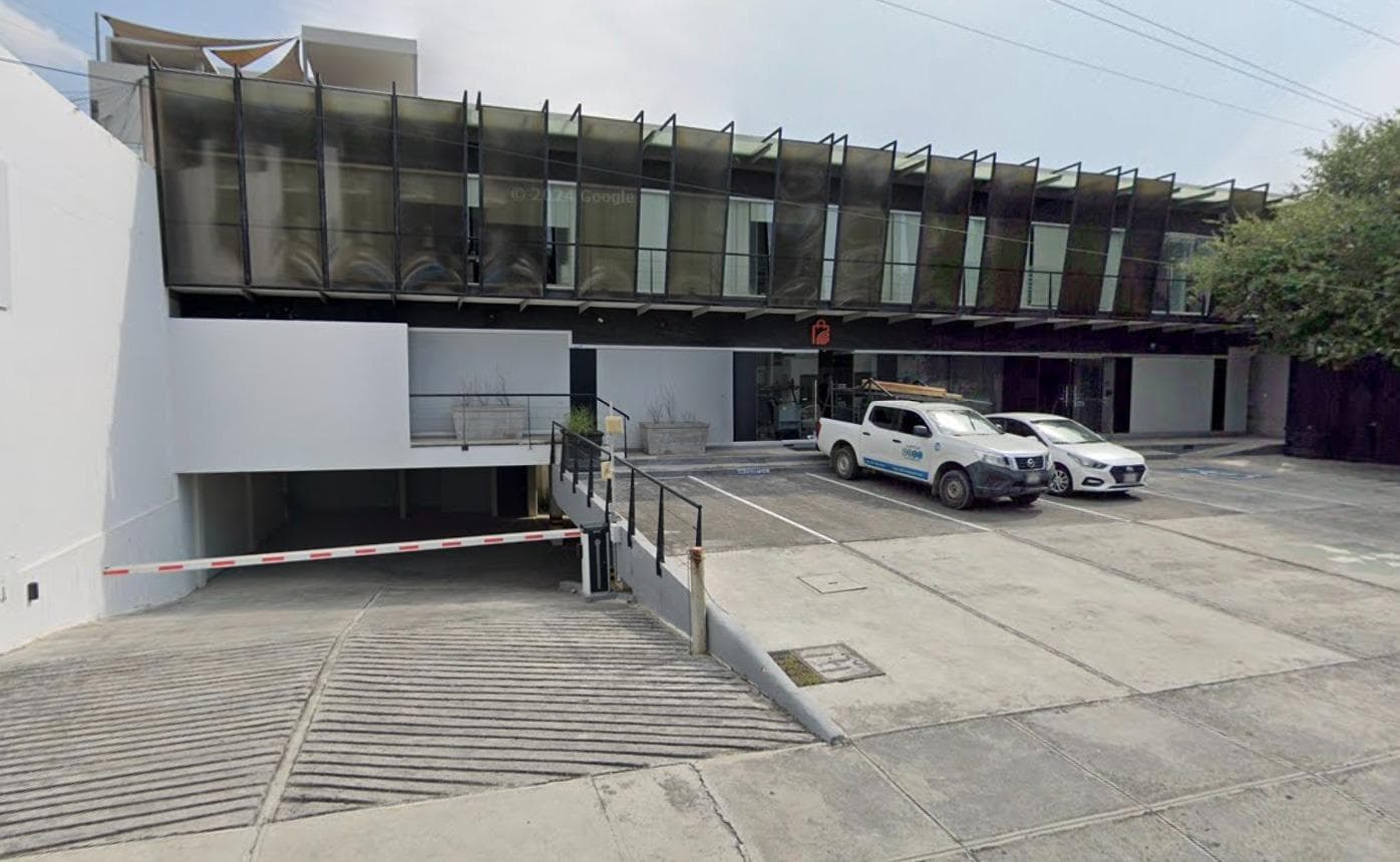 OFFICE FOR RENT IN VALLE SAN PEDRO