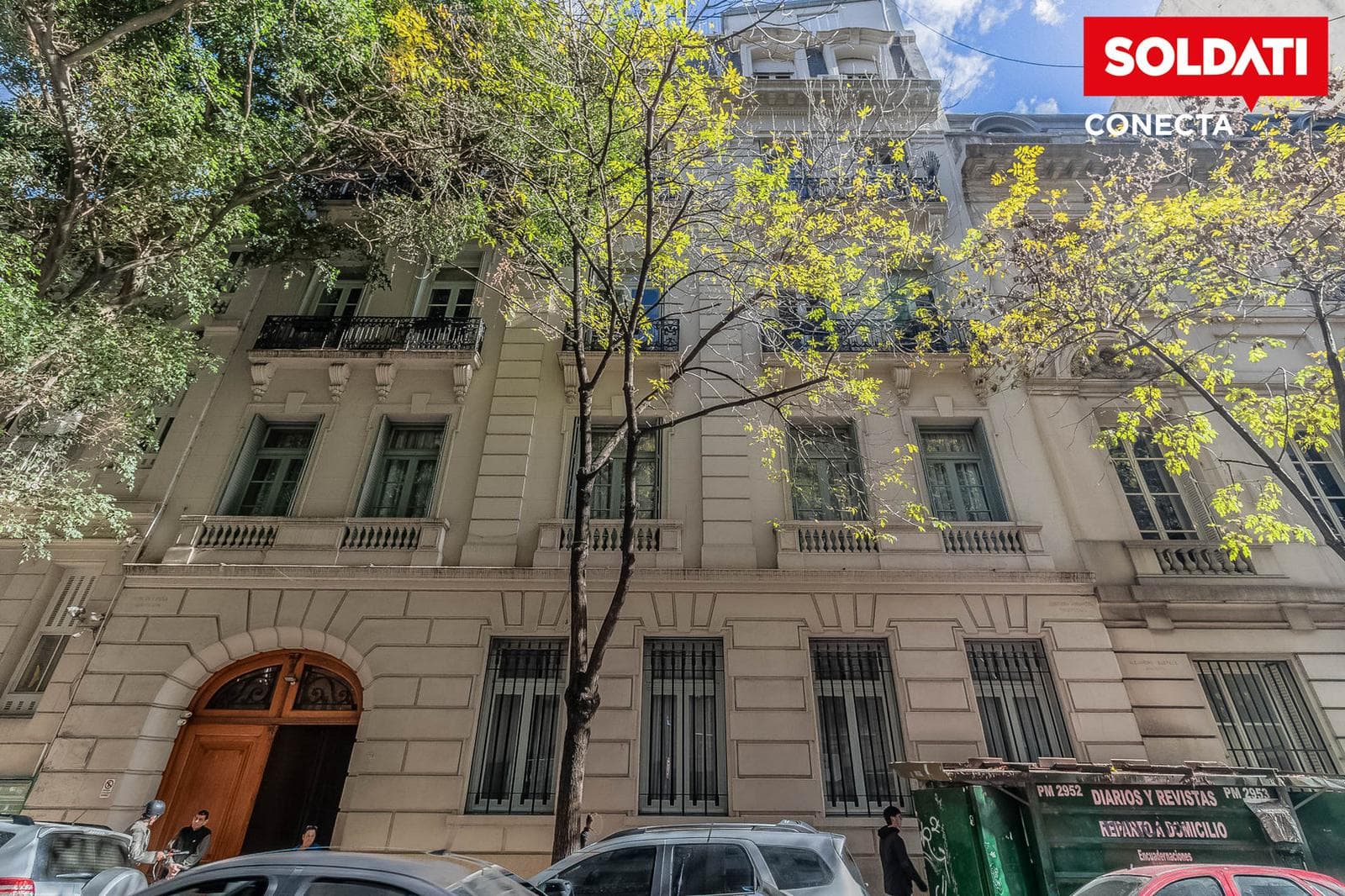 French-Style 6-Bedroom Apartment for Sale - Retiro
