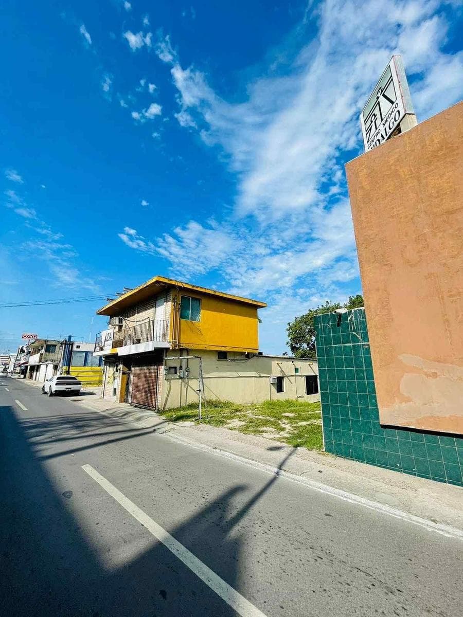 Land for Sale on Av. Hidalgo