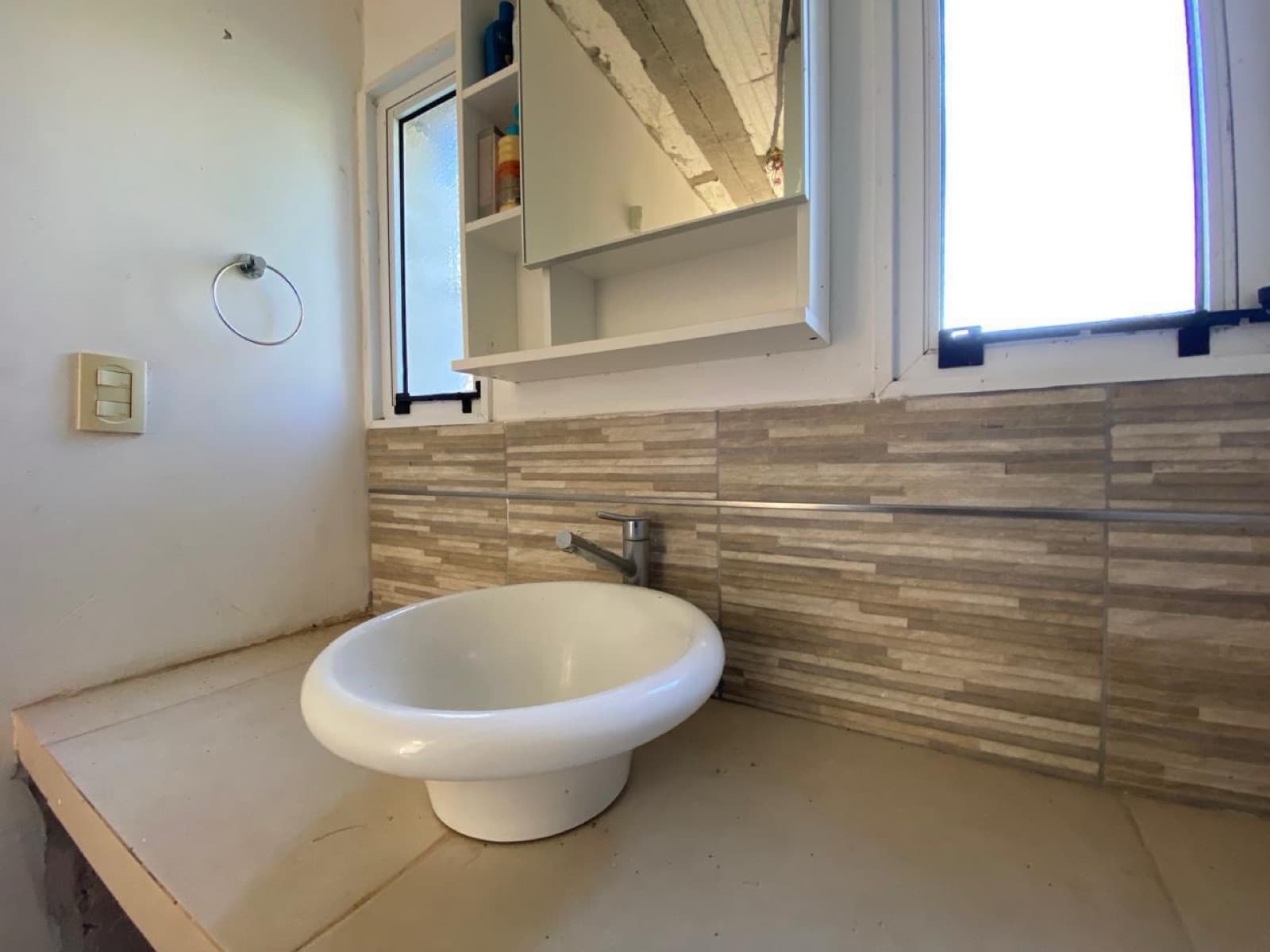 PERMUTA - Casa 1 dormitorio con Pileta, Jardin y Parrilla - Zavalla, Santa fe