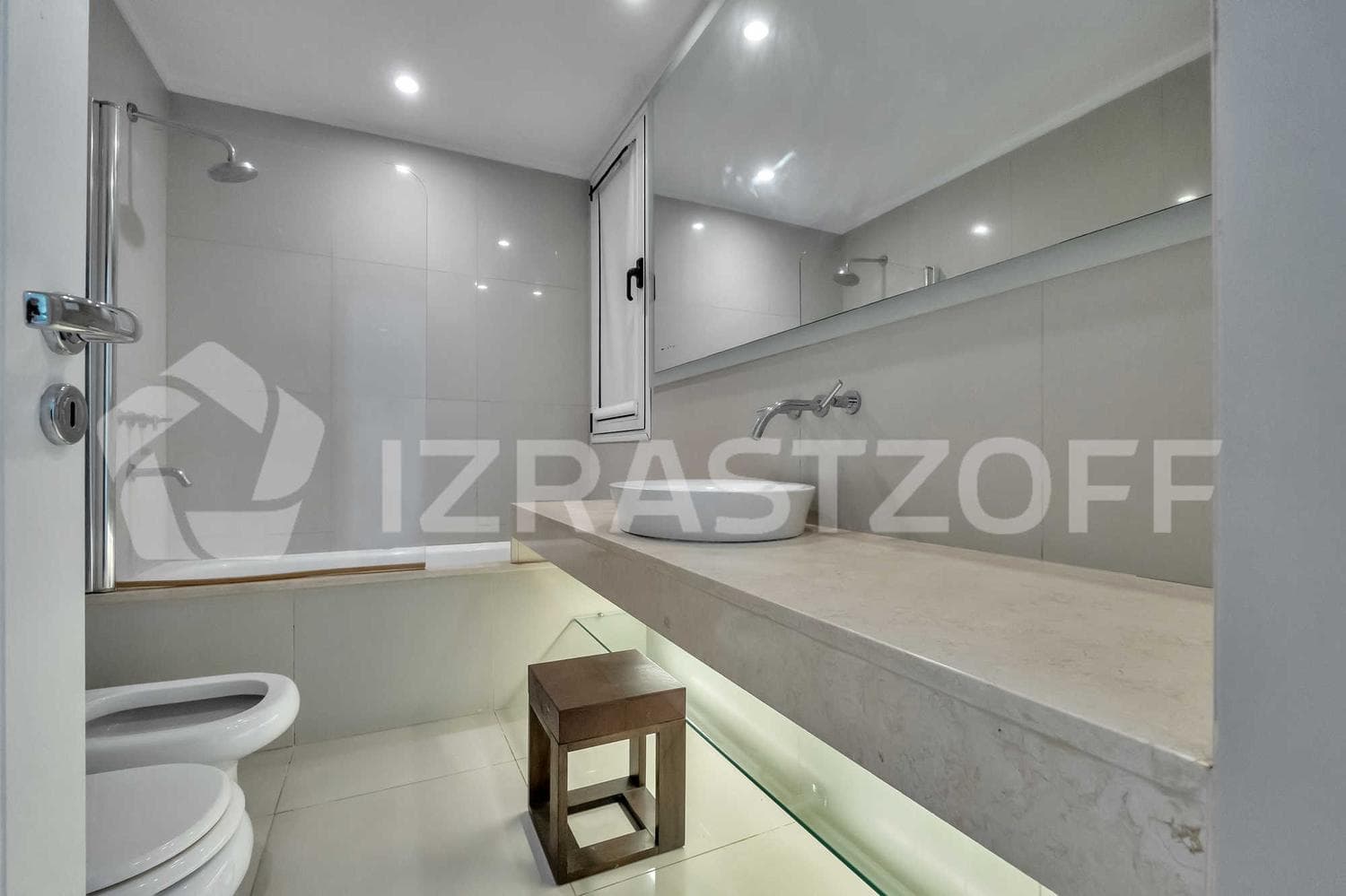 House for sale in Los Lagartos: 4 bedrooms, 5 bathrooms