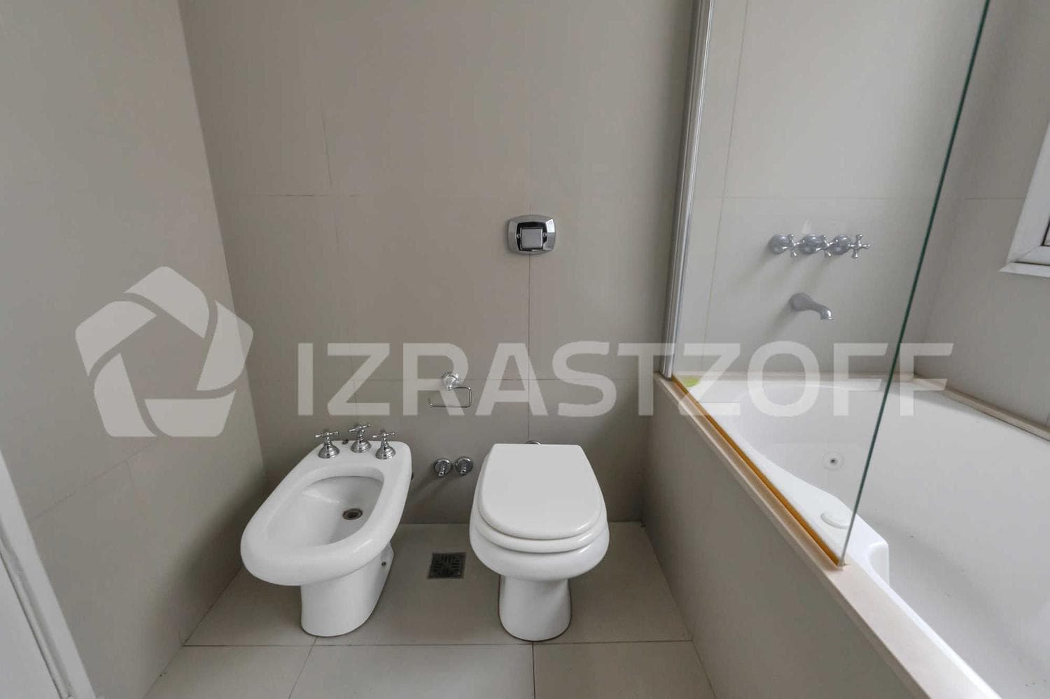 House for sale in Los Lagartos: 4 bedrooms, 5 bathrooms