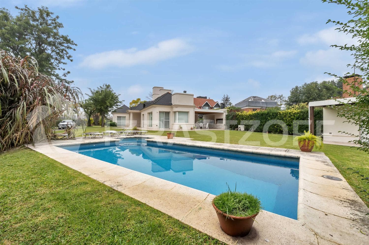 House for sale in Los Lagartos: 4 bedrooms, 5 bathrooms