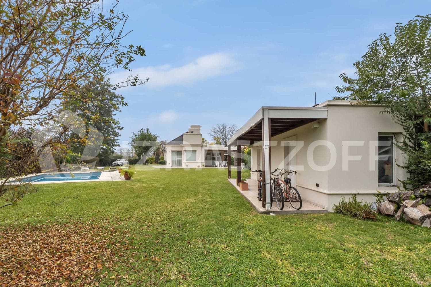 House for sale in Los Lagartos: 4 bedrooms, 5 bathrooms