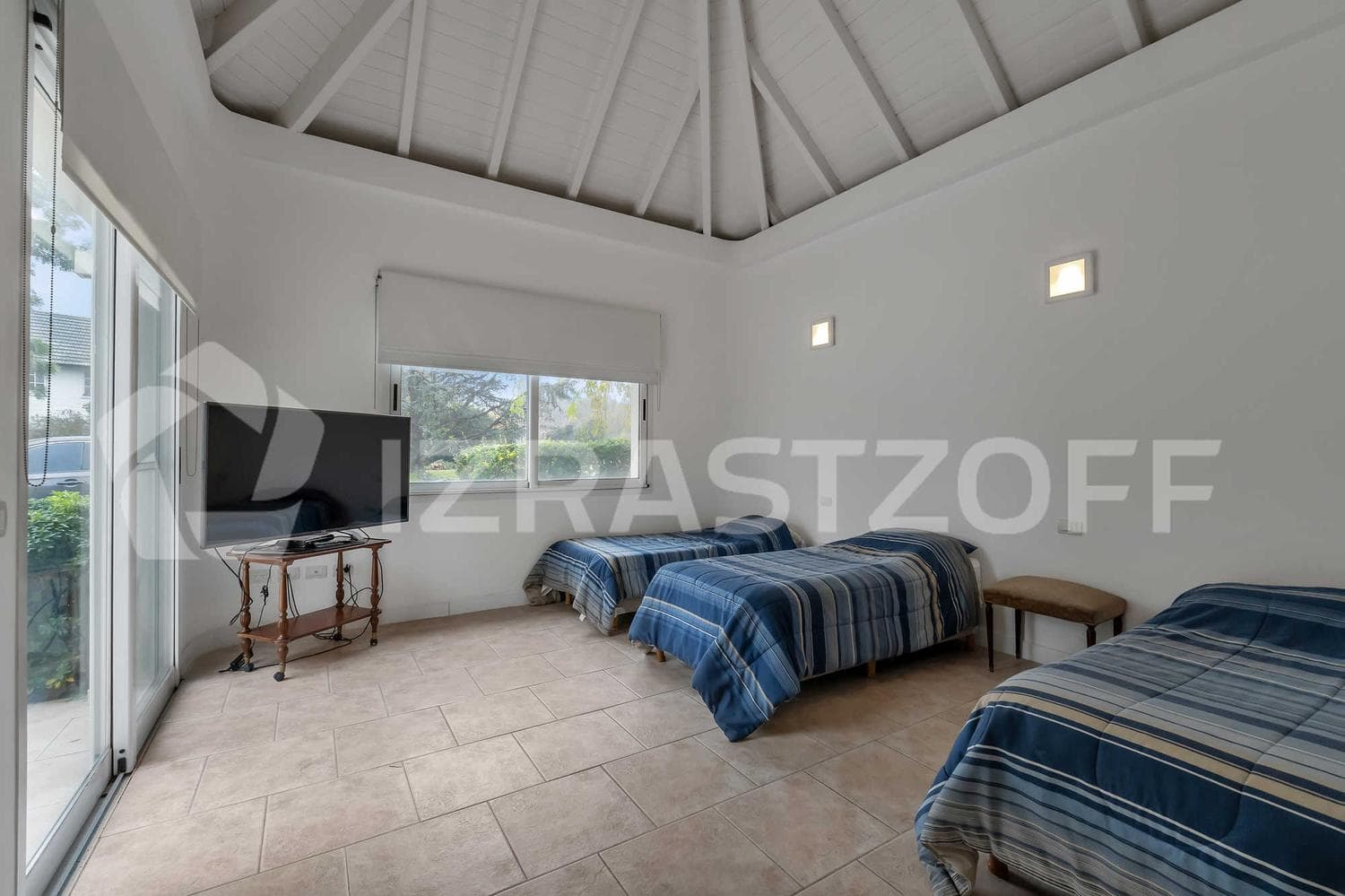 House for sale in Los Lagartos: 4 bedrooms, 5 bathrooms