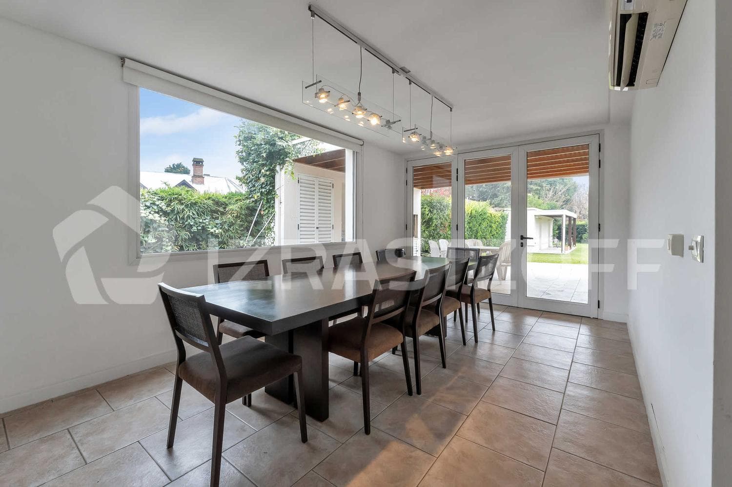House for sale in Los Lagartos: 4 bedrooms, 5 bathrooms